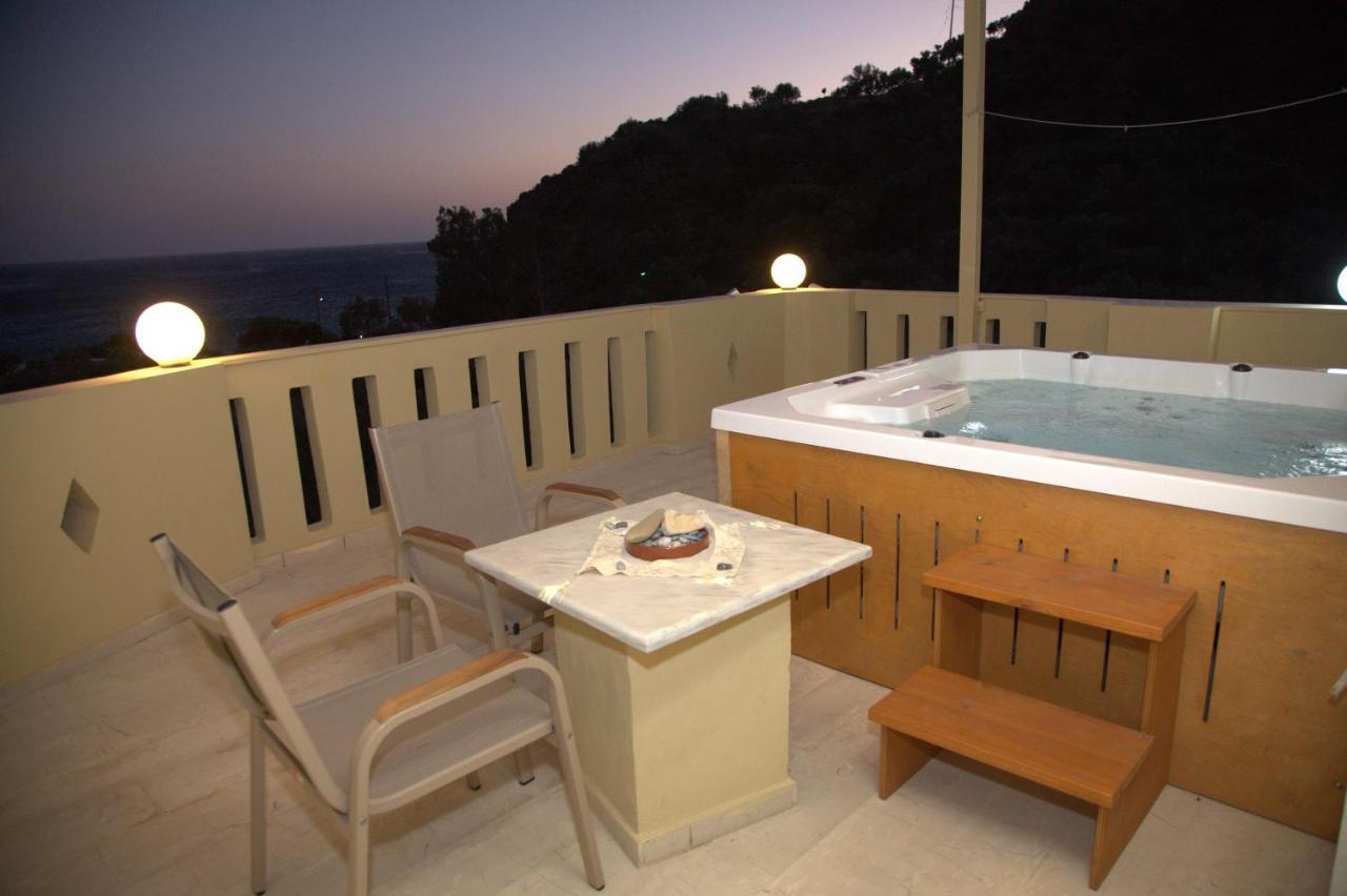 Sunrise Hotel & Apartments Rodhákinon Dış mekan fotoğraf