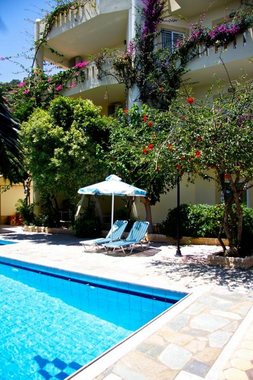 Sunrise Hotel & Apartments Rodhákinon Dış mekan fotoğraf