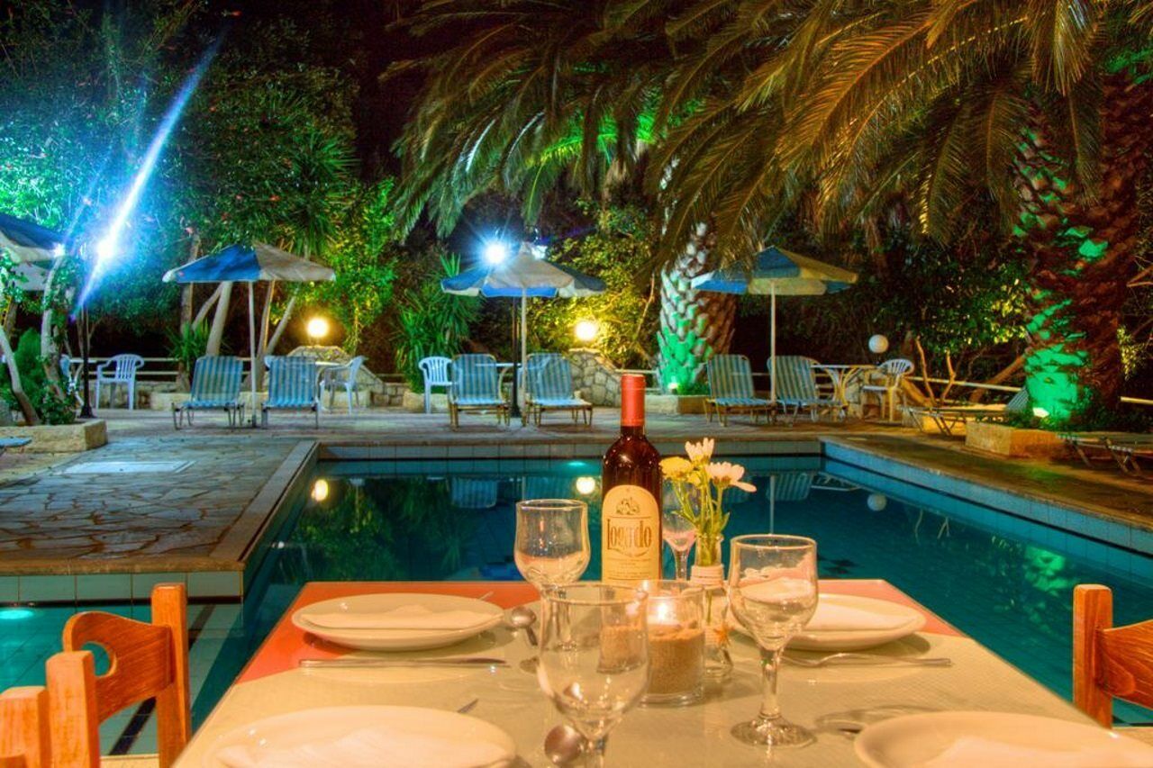 Sunrise Hotel & Apartments Rodhákinon Dış mekan fotoğraf