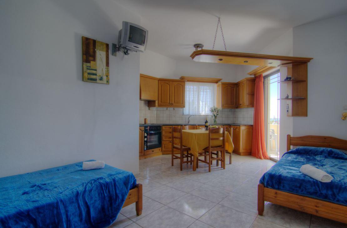 Sunrise Hotel & Apartments Rodhákinon Dış mekan fotoğraf